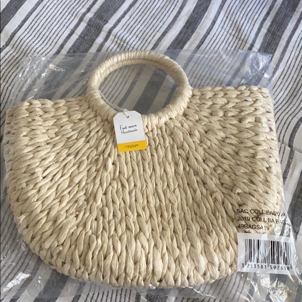 A beautiful fait main handmade!! From Loccitane